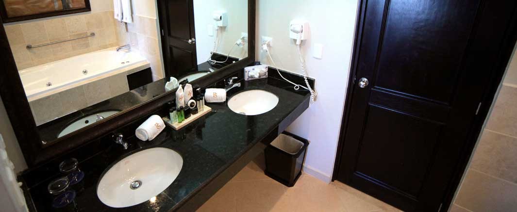 Bathroom Presidential Suites